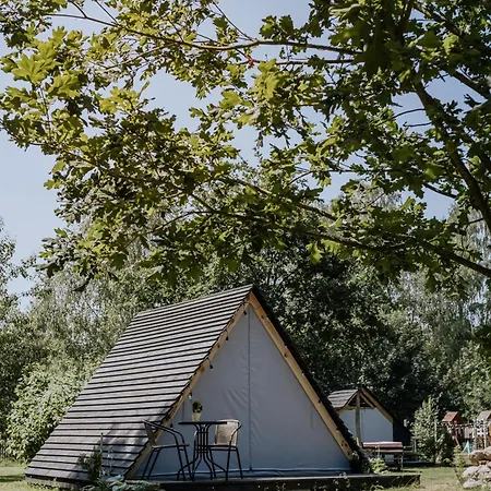Siedlisko Raz Sie Zyje - Glamping Wolka (Wegrow)