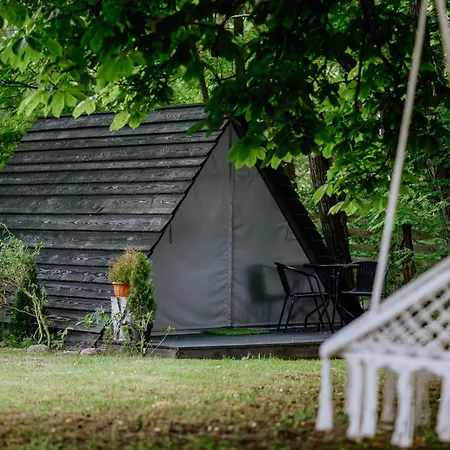 Siedlisko Raz Sie Zyje - Glamping *