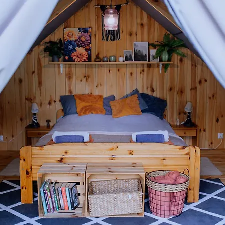 Luxury tent Siedlisko Raz Sie Zyje - Glamping *